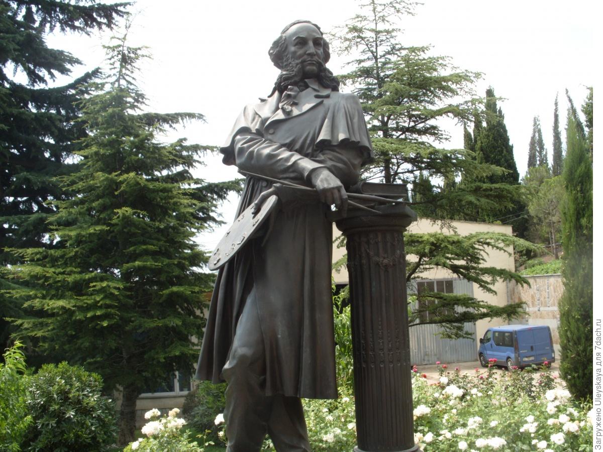 памятник ивану айвазовскому краснодар