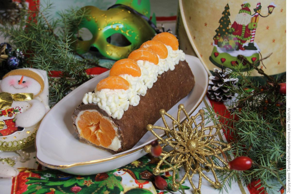 Рулет из печенья с мандаринами и сливочным сыром (без выпечки)