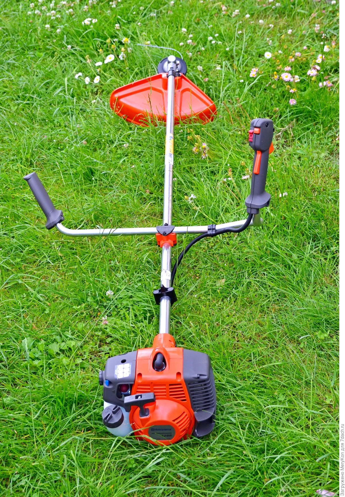 Хускварна 128 мощность двигателя. Травокосилка husqvarna 128r 9527157-67. Бензотриммер husqvarna 128 r. Бензиновый триммер husqvarna 128 r 9527157-58. Бензиновая коса husqvarna 128r.