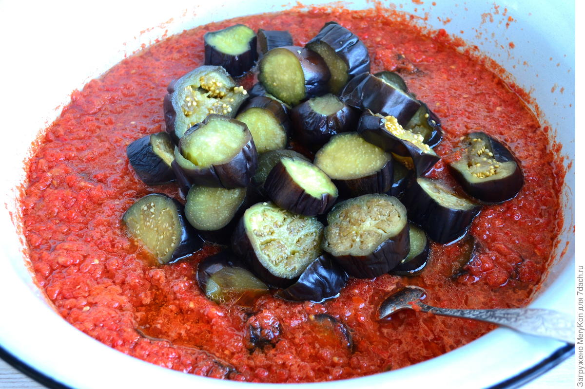 Баклажаны в томатной заливке (на зиму)