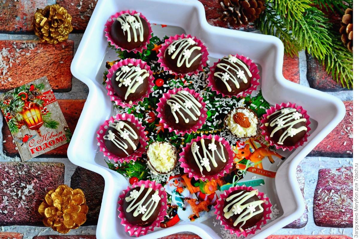 Конфеты из сгущёнки, арахиса и кокосовой стружки