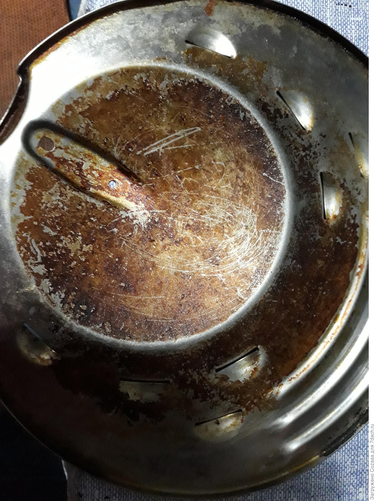 Как очистить кастрюлю из нержавейки?