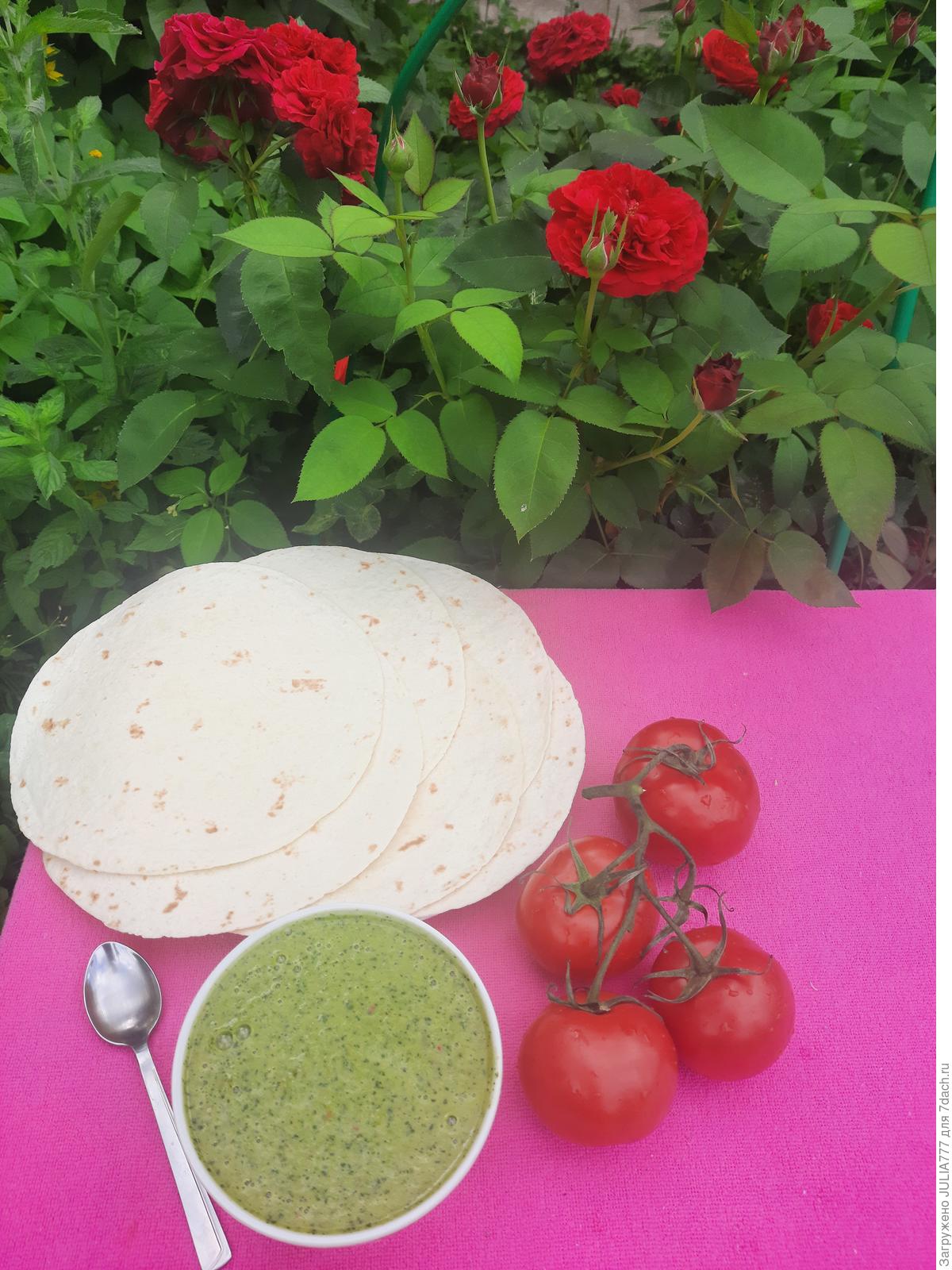 Португальский зеленый соус