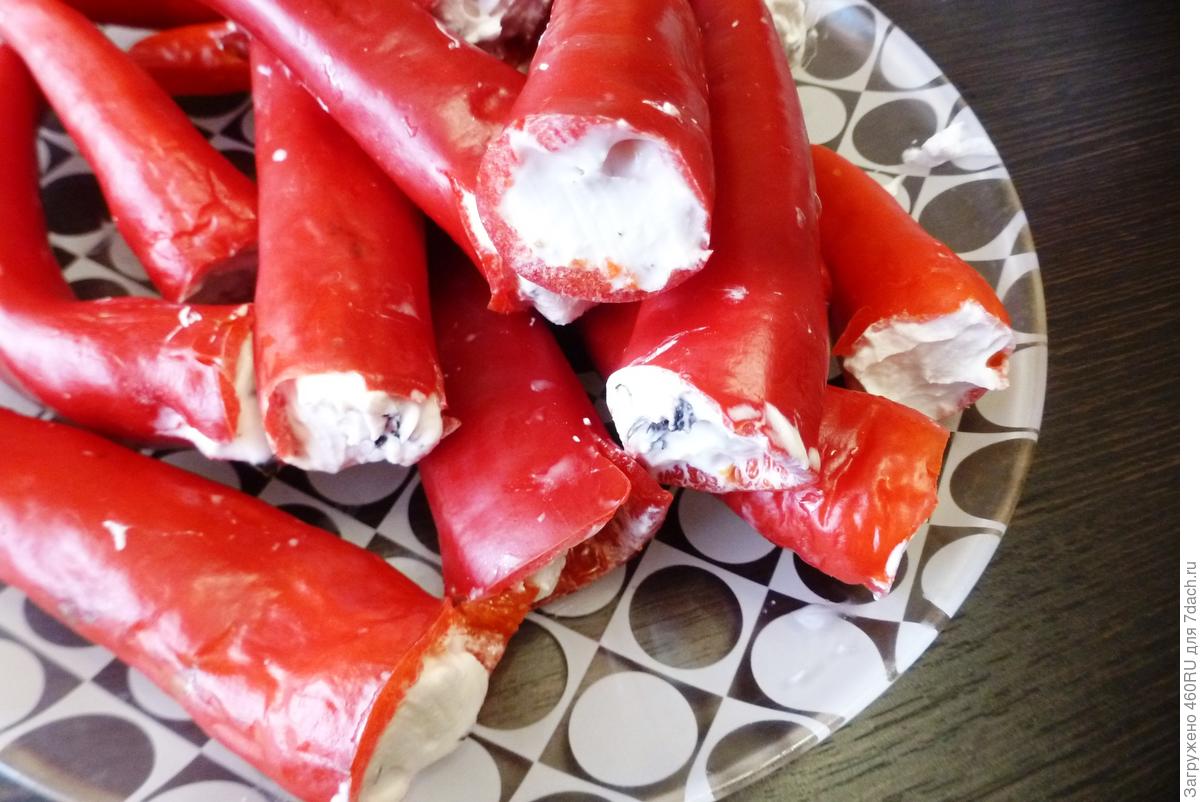 Фаршированные острые перчики