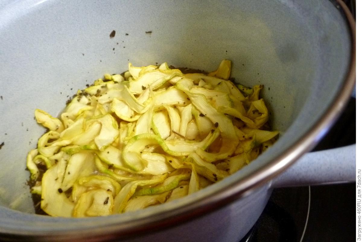 Кабачки, консервированные в лимонном масле