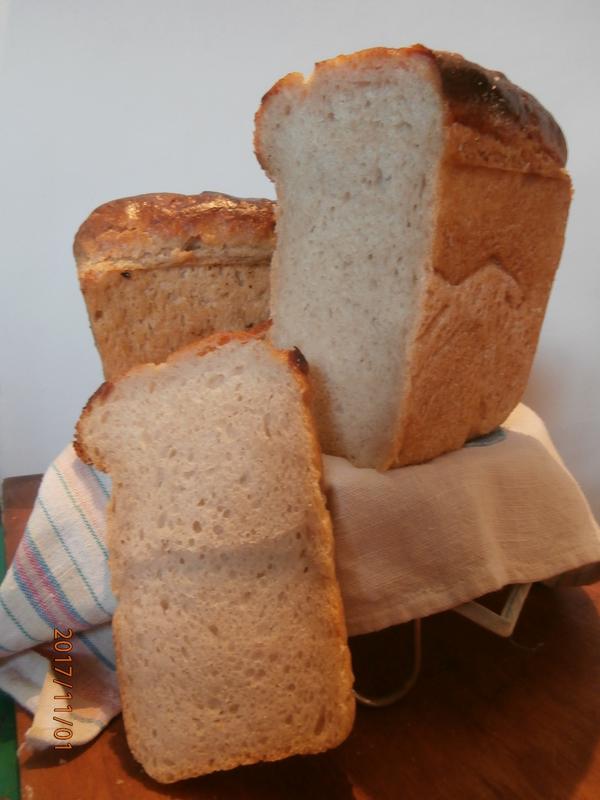 Пшенично-ржаной с цельнозерновой муки и на закваске