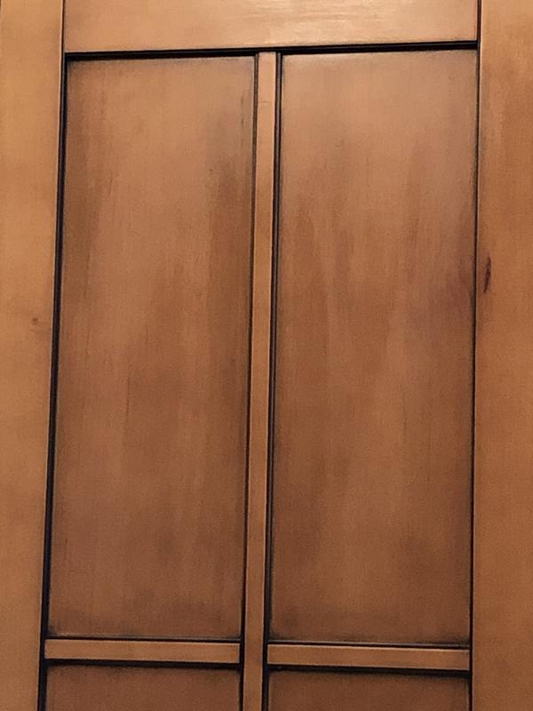Дверца шкафа