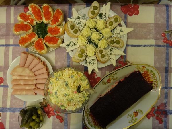 Новогодний столик