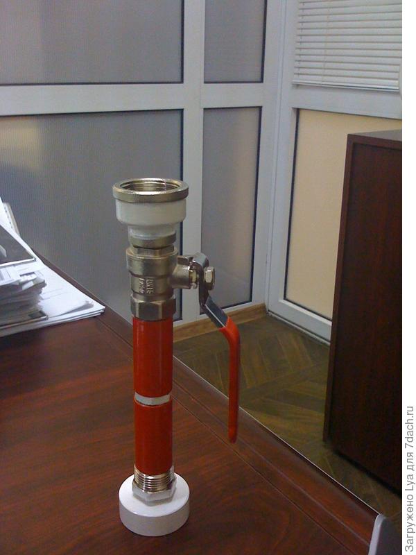 Подсвечник из водопроводных запчастей
