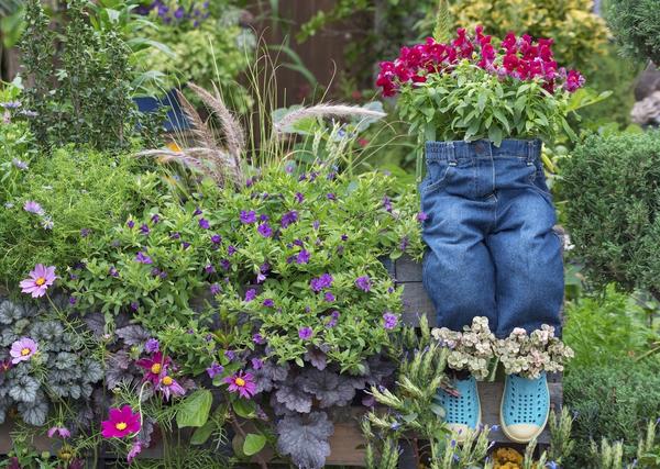 Как красиво посадить цветы на даче: советы и рекомендации
