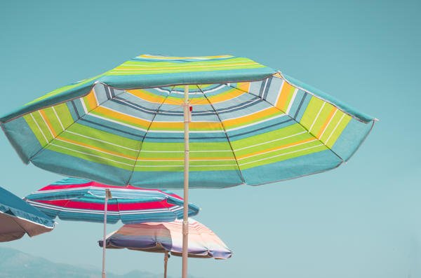 Пляжный зонт выручит не только на пляже