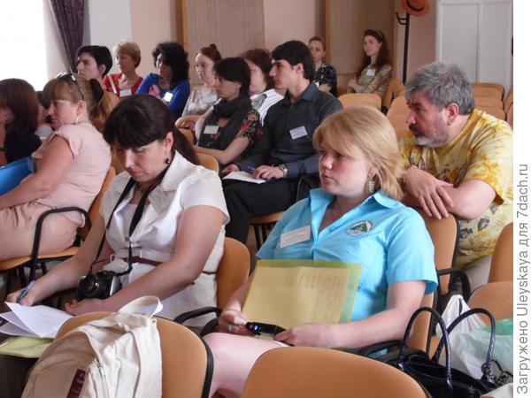На секционных заседаниях