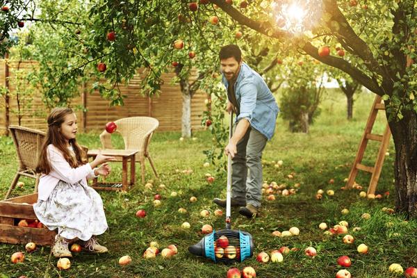 Плодосборник GARDENA поможет легко собрать урожай