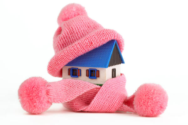 Если не хотим мерзнуть в доме, нужно выявить утечки тепла и избавиться от них