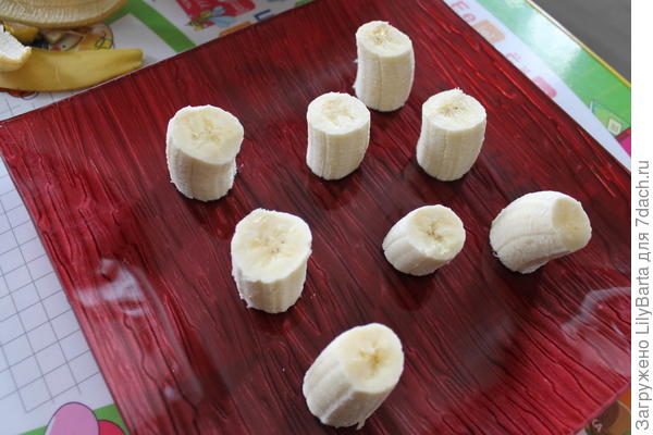 ножки грибов из банана