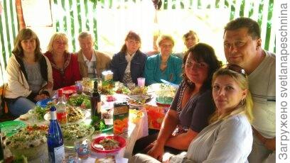 в нашей беседке, которую построил муж