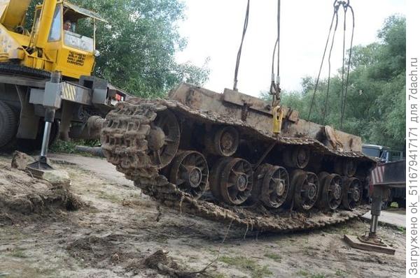 Погрузка танка.