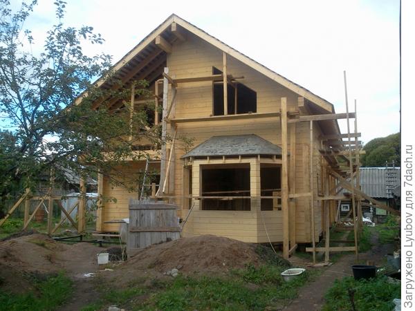 Строим домик для всей семьи!