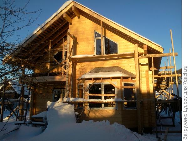 Строим домик для всей семьи!