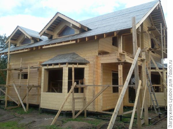 Строим домик для всей семьи!