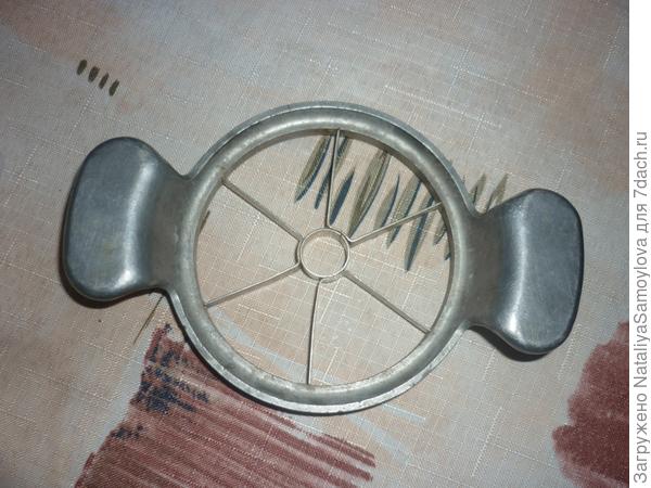 Яблокорезка.