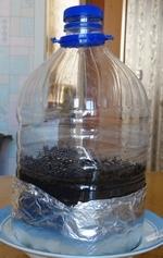 Вот такой мини-парничек получился для выращивания лука порея.