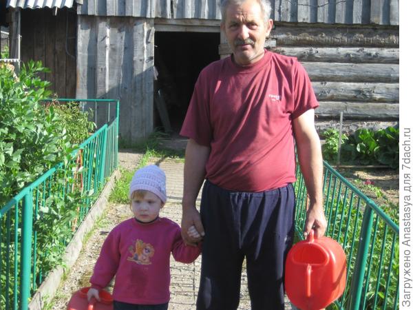 Софья в гостях у бабушки с дедушкой