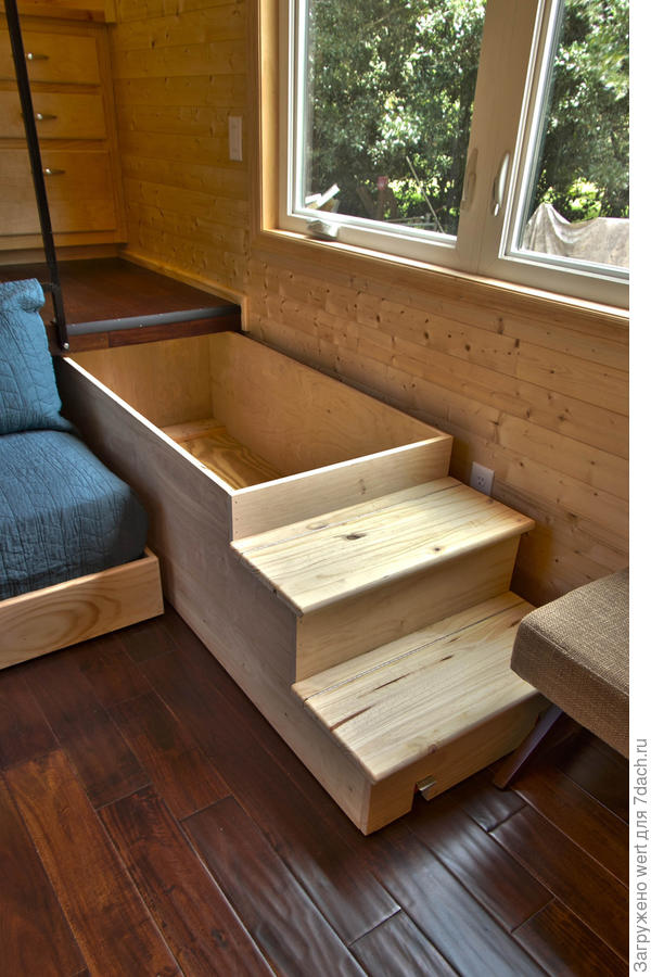 Деревянная дача на колесах