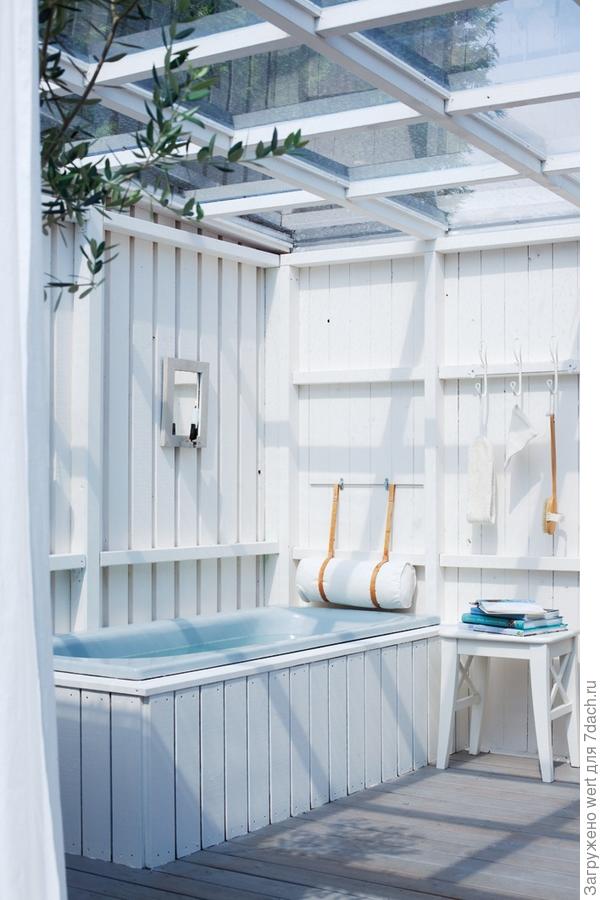 Спа-салон из старой теплицы