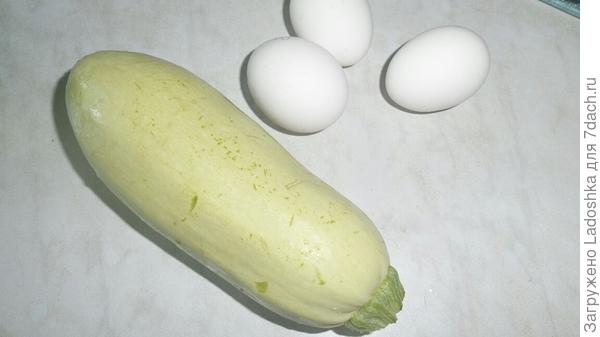Готовим завтрак из кабачка