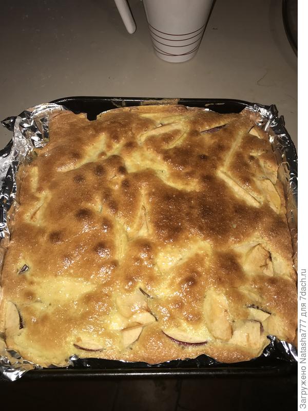 Шарлотка с антоновкой