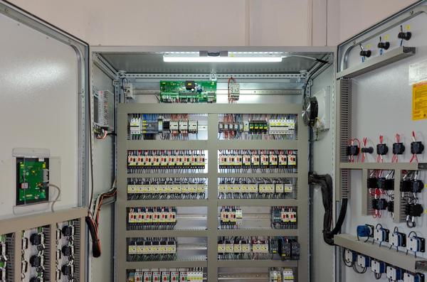 Оборудование.... чтоб не было антисанитарии....