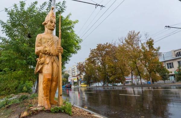 Они такие были год назад.