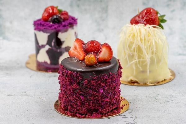 7 великолепных тортов и пирожных без выпечки в духовке