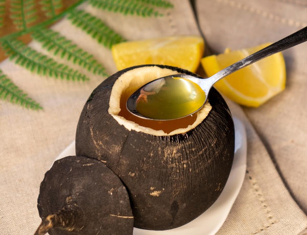 Сок редьки с медом - одно из самых известных народных лекарств