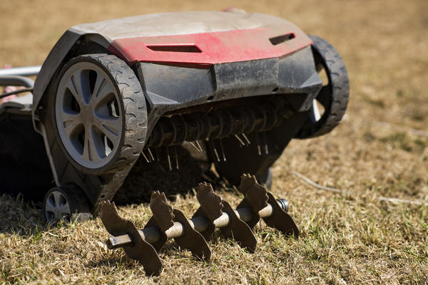Большинство современных моделей позволяют менять вал — пружинный на ножевой