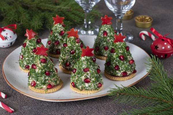 Ну и прямо закусочными ёлочками