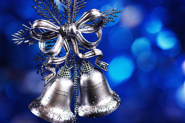 Колокольчики у входной двери привлекут в дом удачу