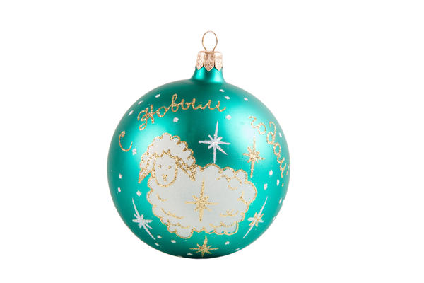 Можно проявить фантазию и нарисовать овечку самостоятельно