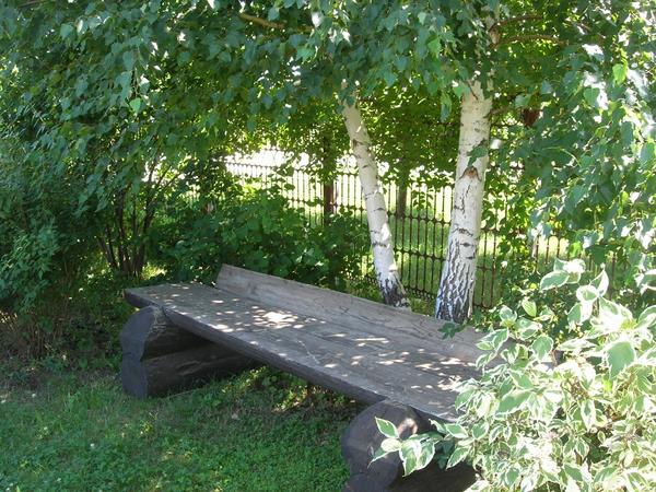В самый полдень здесь тень, а перед тобой … (см. ниже)