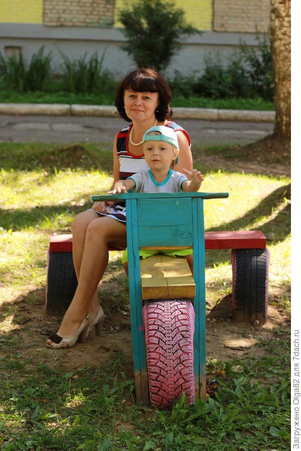 Прокачу бабулю на "Harley-Davidson" :)))