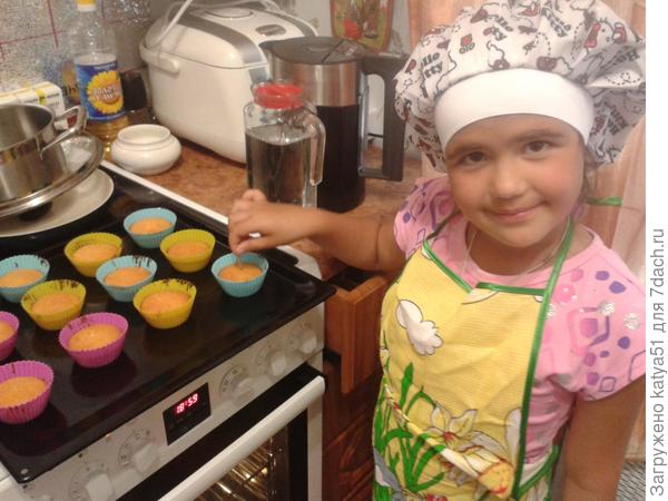 Учусь печь вкусные кексы