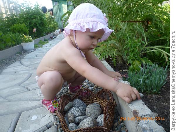 строительство сада из камней