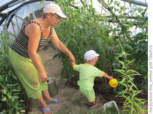 Маленький помощник Андрей