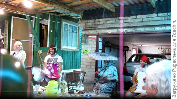 Третья-старший внук.