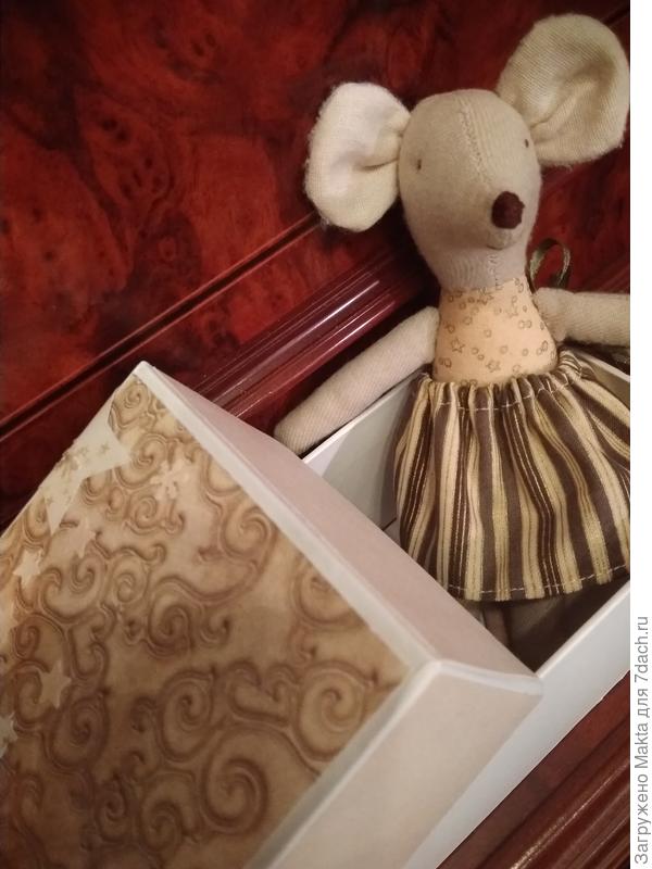 Коробочка самодельная