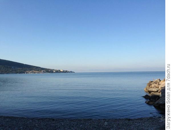 Это- раннее утро. Солнце только всходило. Такое дивное утро было!