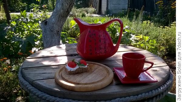 Сейчас народ красным на красном позавтракает, сил наберется и подтянется