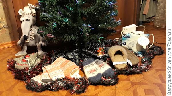 Это - для бабули, все тепленькое. В этом году ей будет 90 лет.