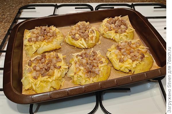 Картофель со шкварками